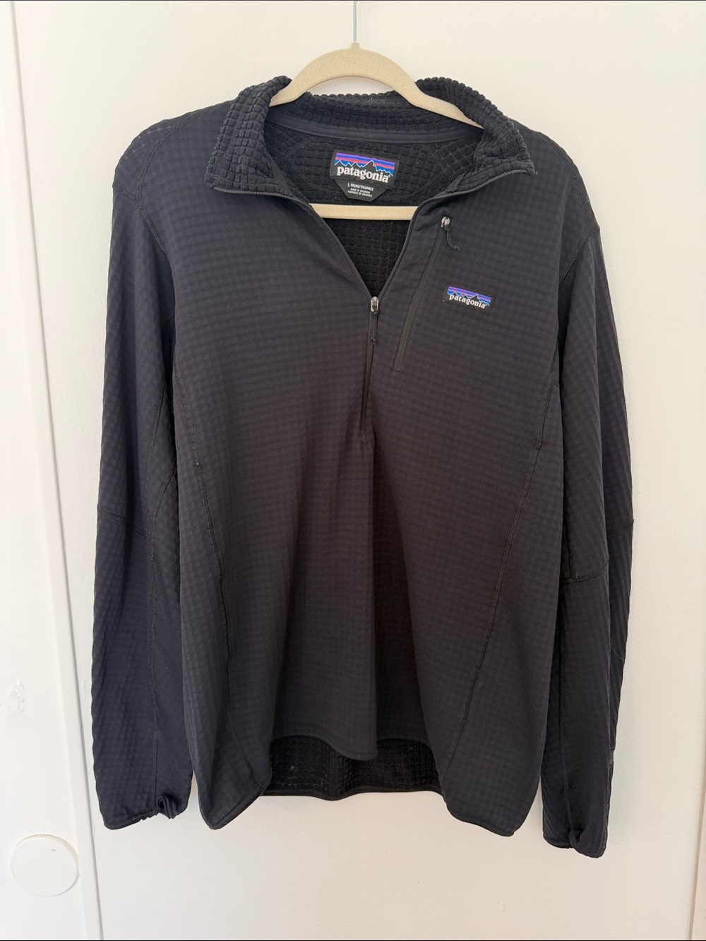 Patagonia Sweater Men's Black R1 Regulator Fleece Pullover Half Zip Polartec